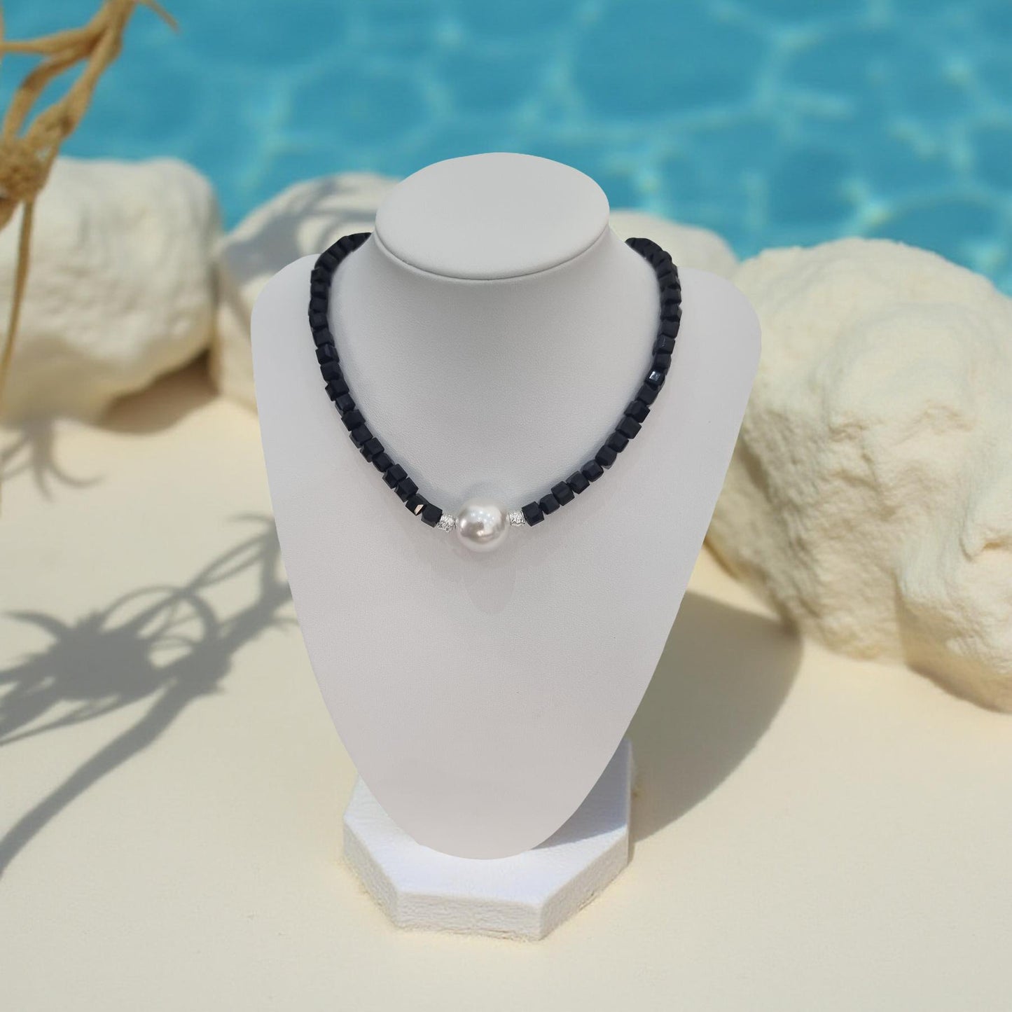 Pearl Nexus Necklace     Code: NK0018