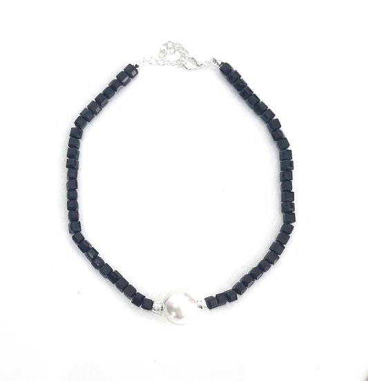 Pearl Nexus Necklace     Code: NK0018