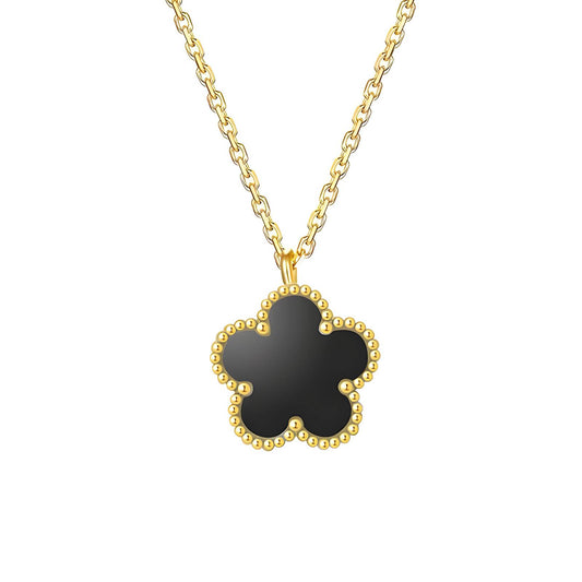 Nero Clover Necklace      Code: NKGP0017