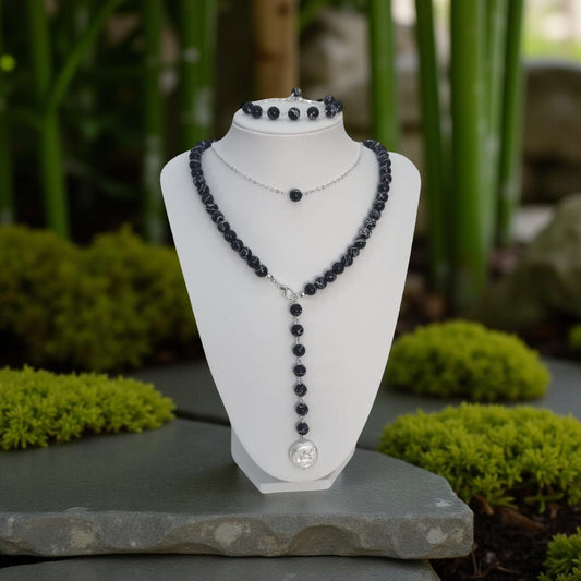 Ebon Grace Set    Code: NS002 / BS002 / CHS002