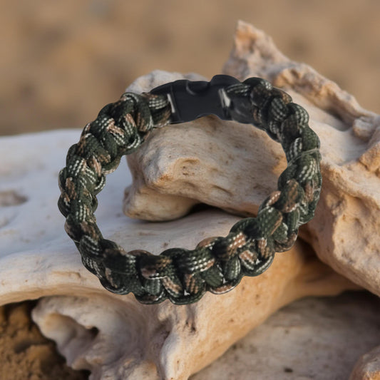 Green/Military Camouflage Paracord Survival Bracelet    Code: PRC004