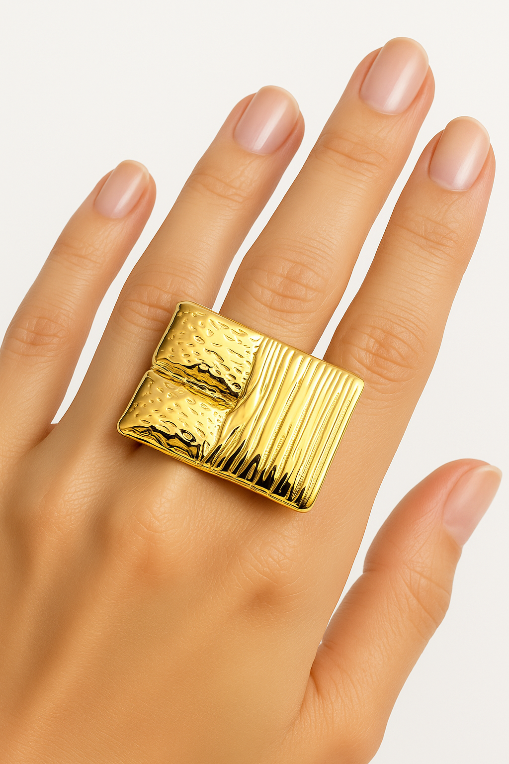Sculpted Horizon Ring    Code: RGP0010